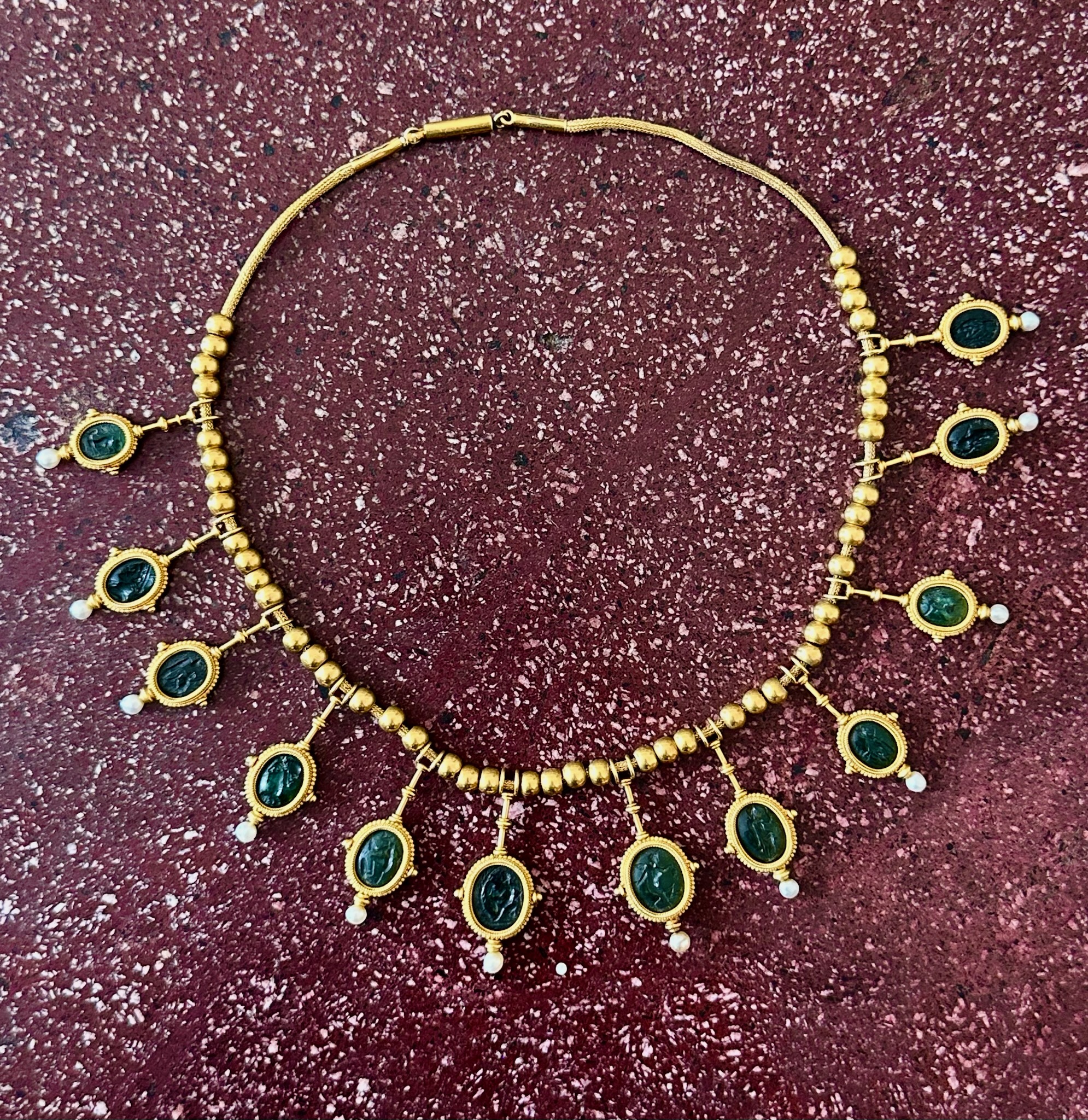 Magnifique Collier Archéologique de Giacinto Melillo | Douze Intailles Romaines en Or