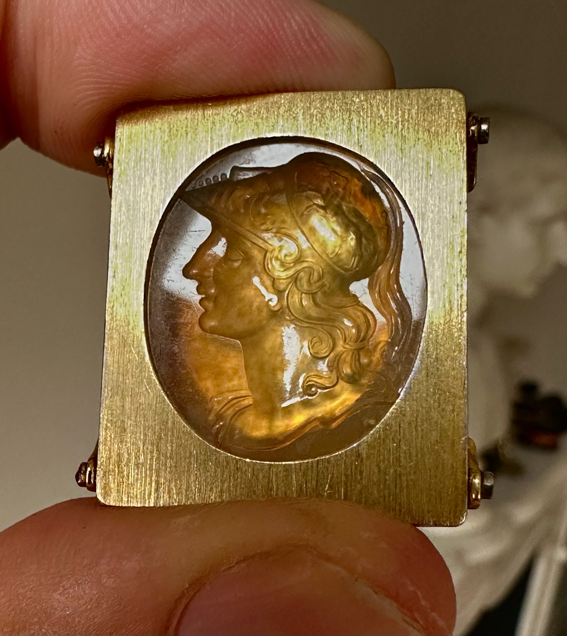 Carlo Costanzi (1705–1781) (attributed to). A beautiful chalcedony intaglio set in a later gold and diamond brooch-pendant. Portrait of Alexander the Great.