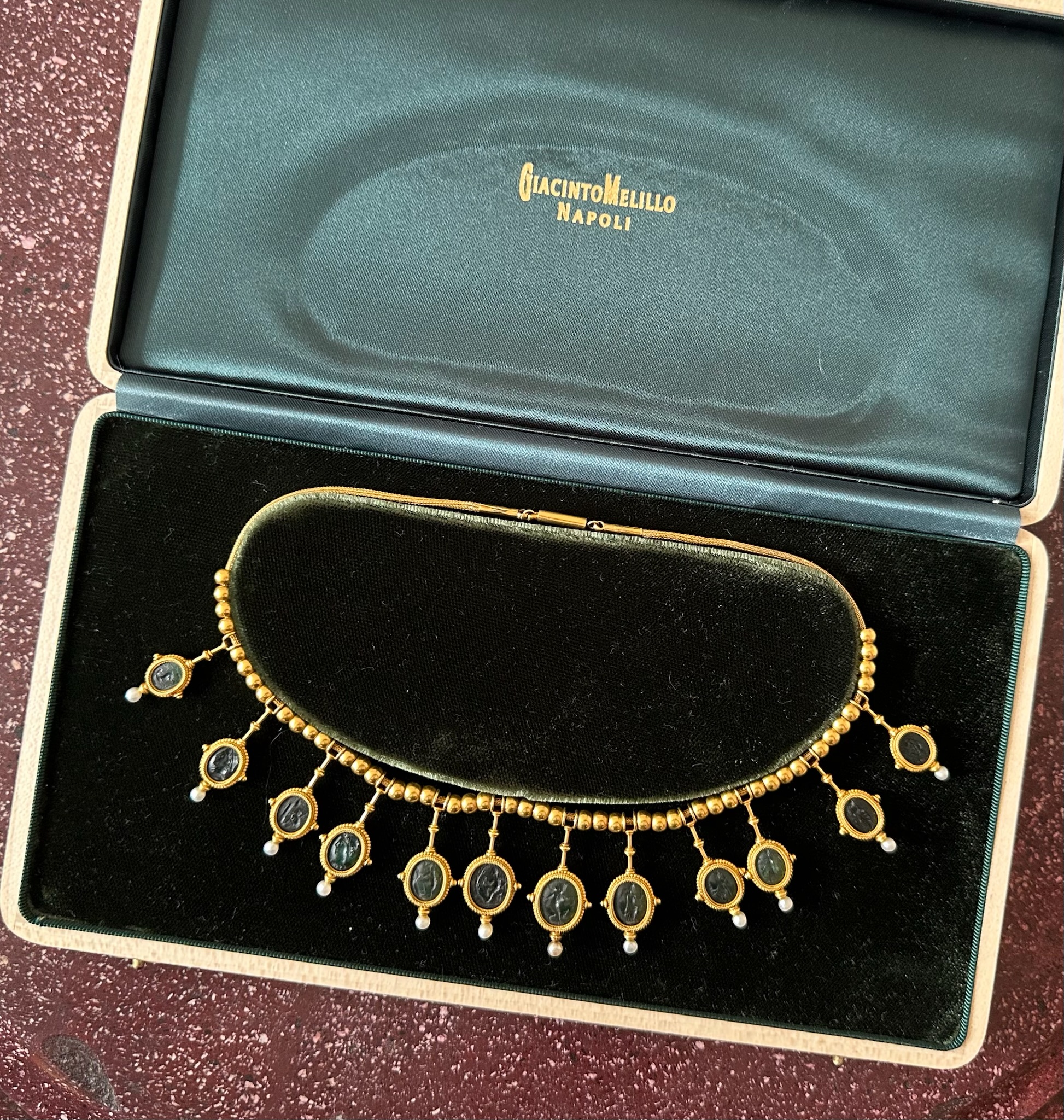 Magnifique Collier Archéologique de Giacinto Melillo | Douze Intailles Romaines en Or