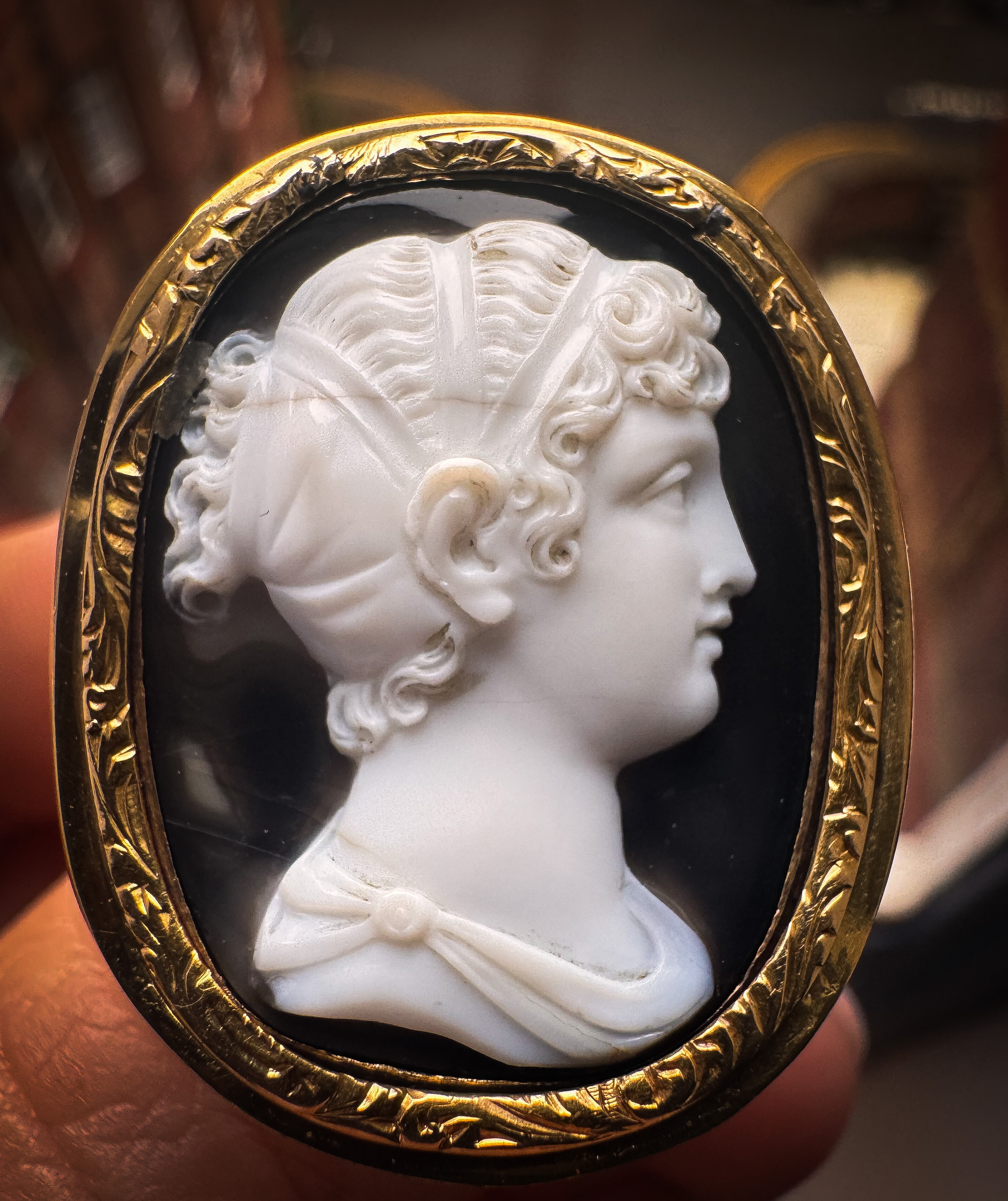 A Neoclassical Onyx Cameo Set in Gold Ring — Bust of Sappho