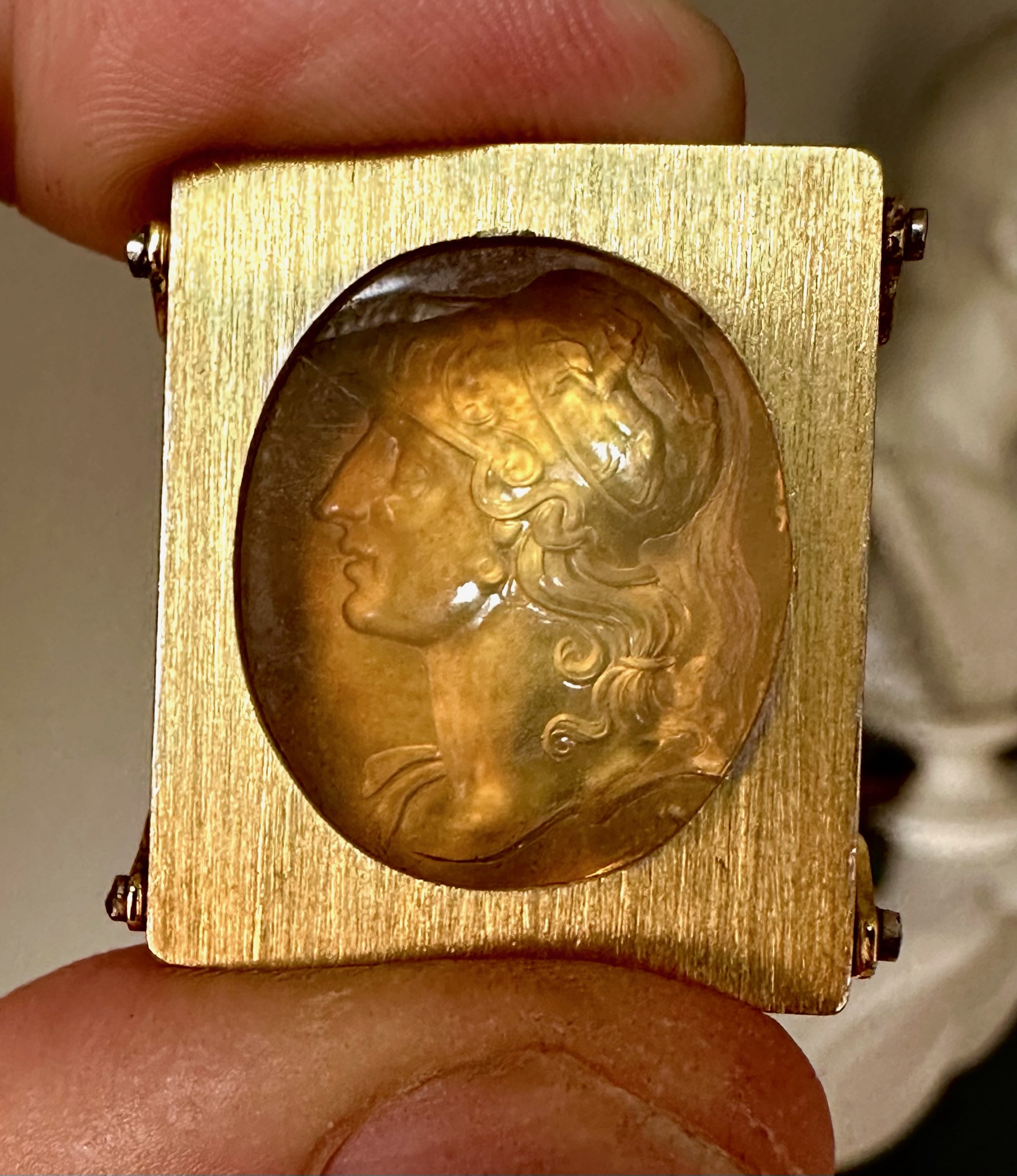 Carlo Costanzi (1705–1781) (attributed to). A beautiful chalcedony intaglio set in a later gold and diamond brooch-pendant. Portrait of Alexander the Great.