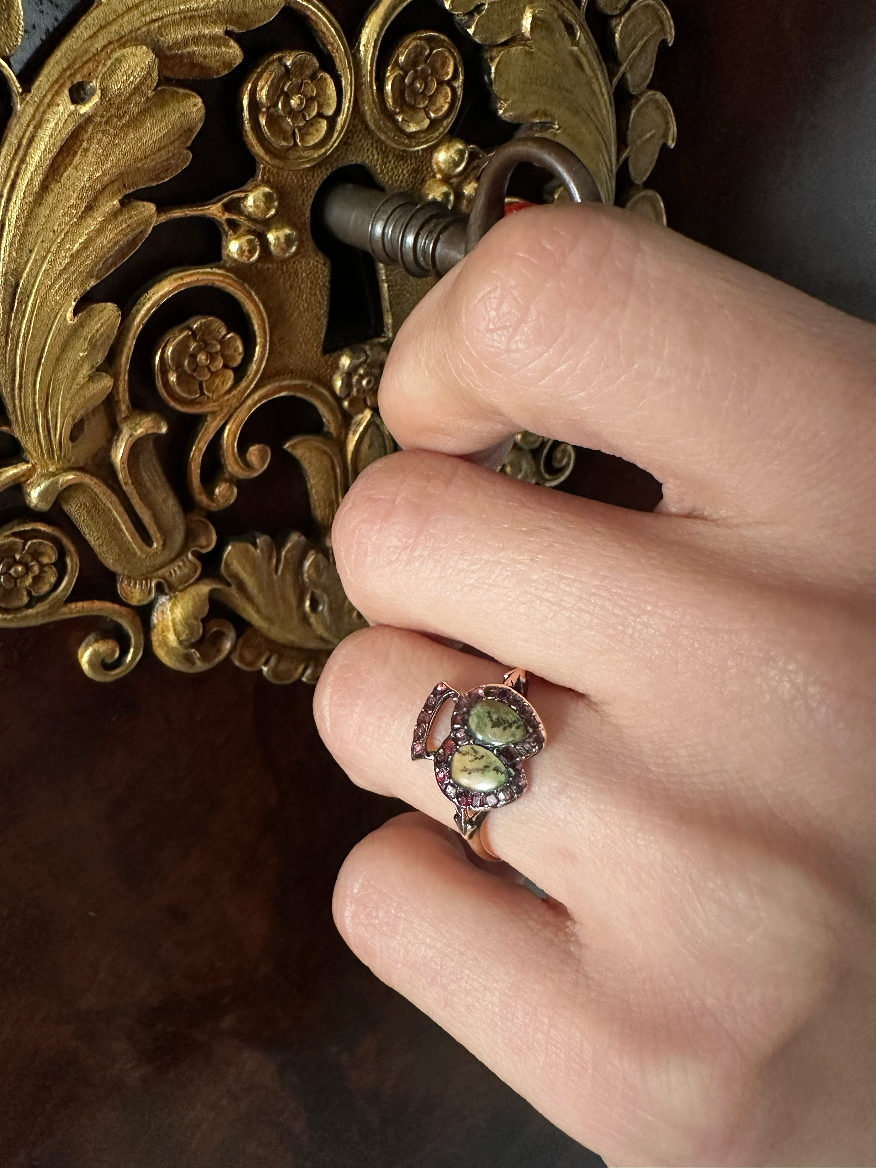 A Georgian/Early 19th Century Gold Double Heart Ring — Moss Agate and Rubies