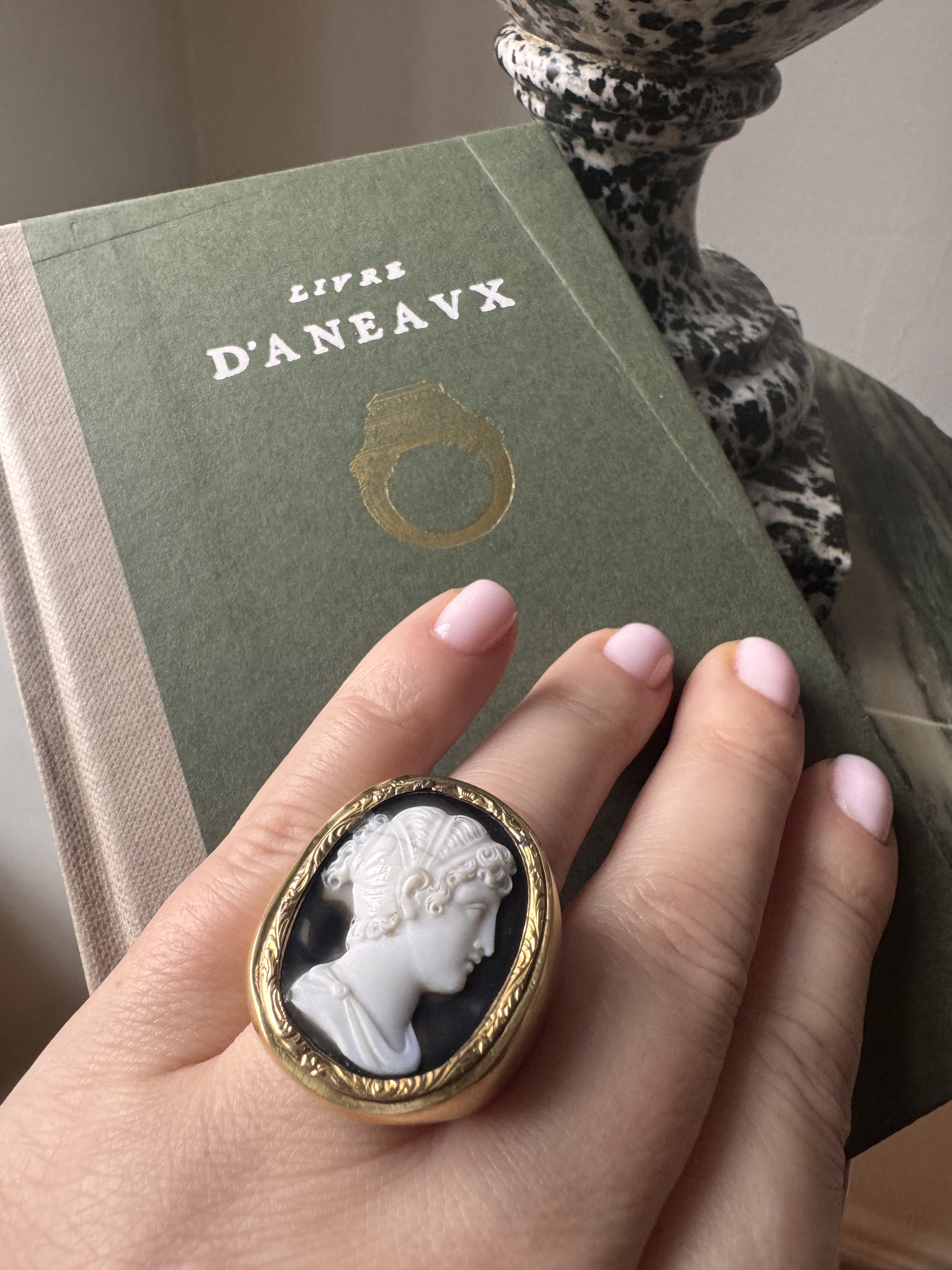 A Neoclassical Onyx Cameo Set in Gold Ring — Bust of Sappho