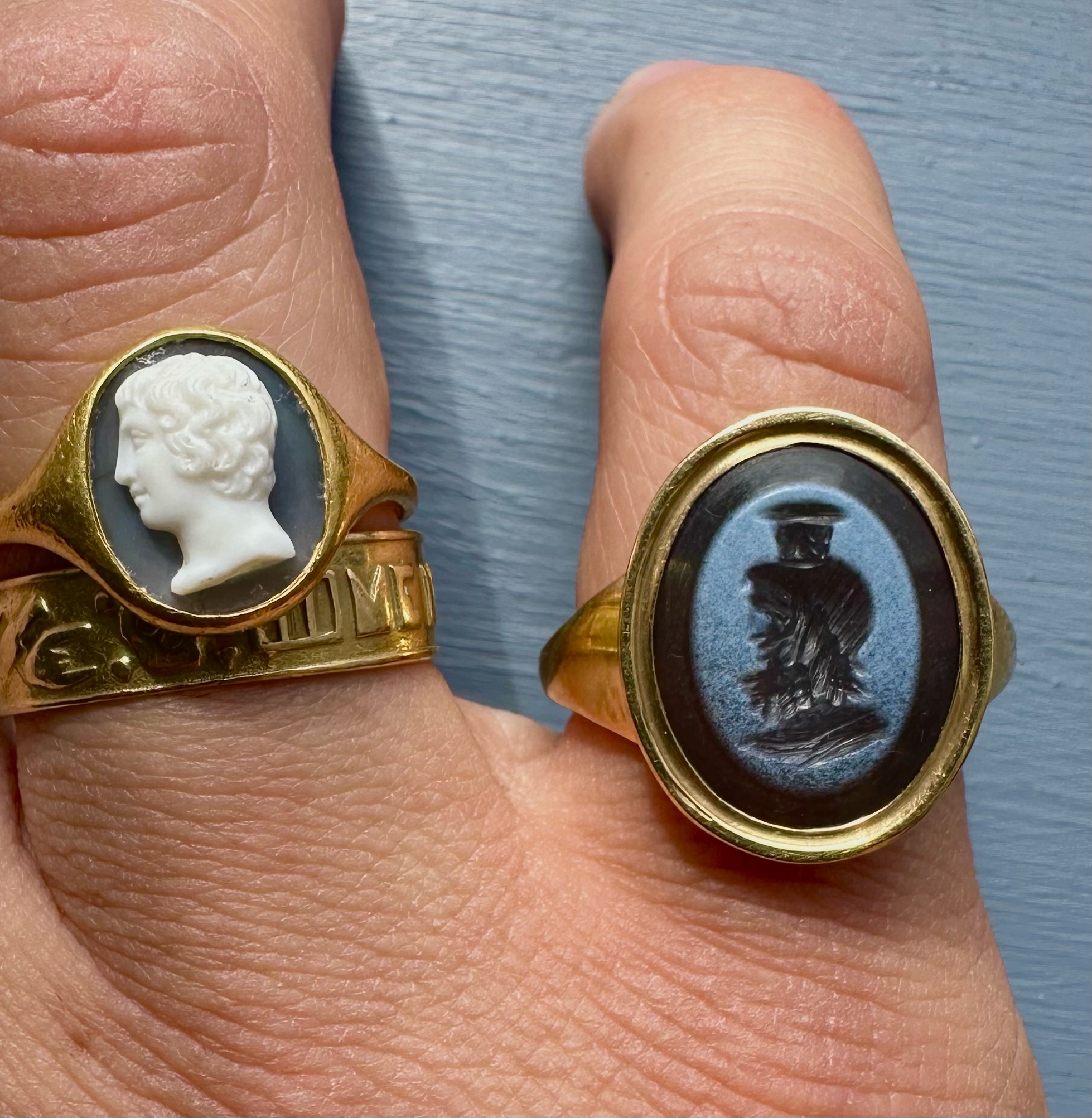 A gold ring with a Roman nicolo intaglio. Jupiter-Serapis.