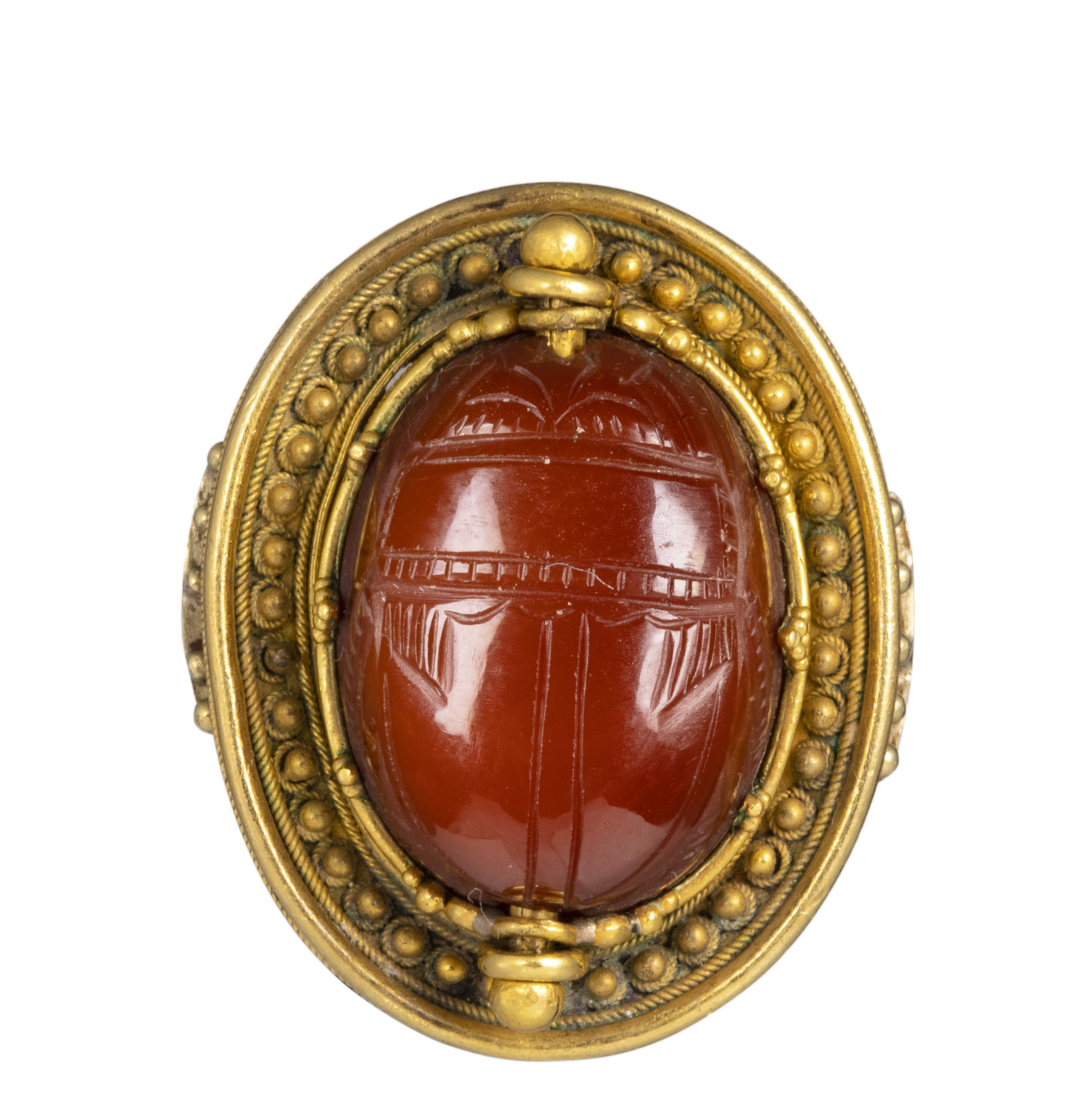 19th century, An  Etruscan Revival gold ring set with a swivel carnelian  scarab. Hercules. 